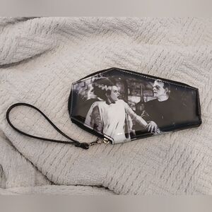 The Bride Of Frankenstein Wristlet Wallet